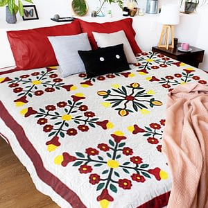 Hand Applique English Rose varation FINISHED QUILT Perfect Spring Time look