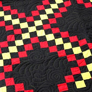 Amish styled Triple Irish Chain FINISHED QUILT Queen Size, W/ Feathers Quilting