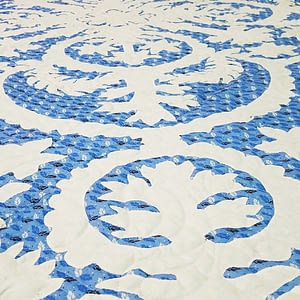 Traditional Hawaiian styled FINISHED QUILT – Blue & White – Queen size