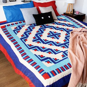 Large American Made Barn Raising Log Cabin quilt – Crisp Colors – FINISHED QUILT