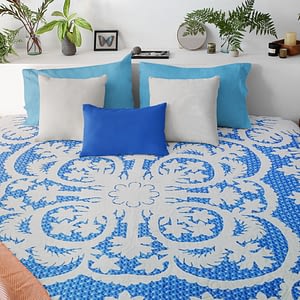 Traditional Hawaiian styled FINISHED QUILT – Blue & White – Queen size